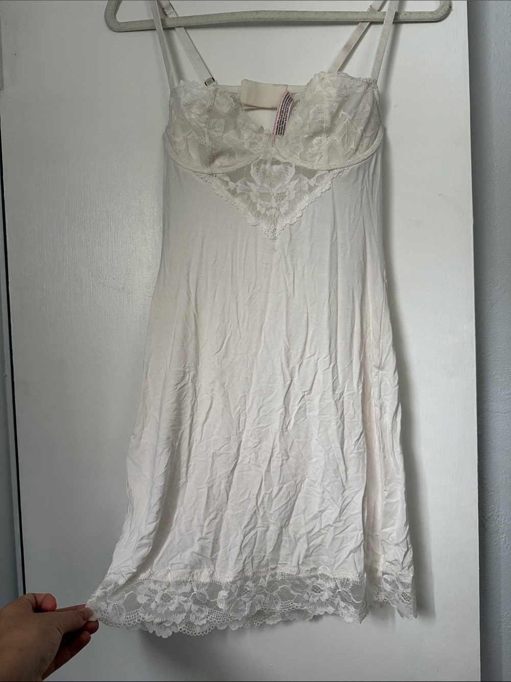 NWOT Victoria's Secret Ivory Lace-Trim Chemise - Picture 2 of 6